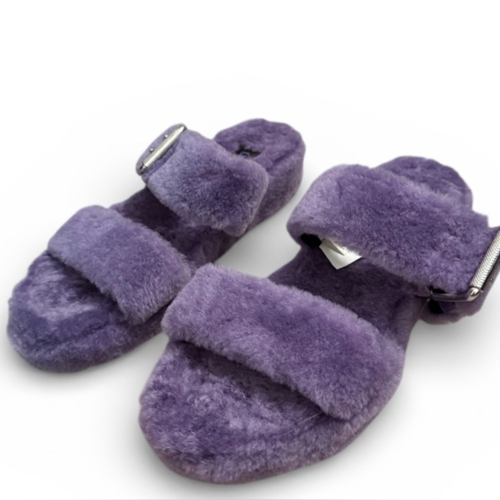 UGG Fuzz Yeah women’s 9 slip on violet purple slides